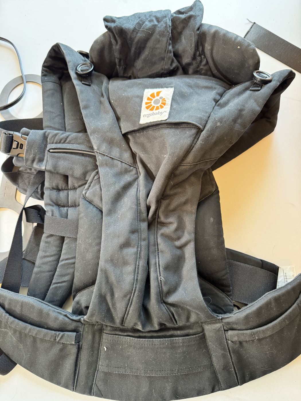 Ergobaby Omni Dream baby carrier in Onyx Black